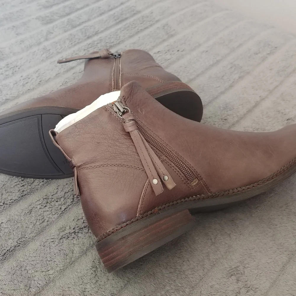 NEW Franco Sarto Hyla Booties/Ankle Boots - Picture 6 of 8